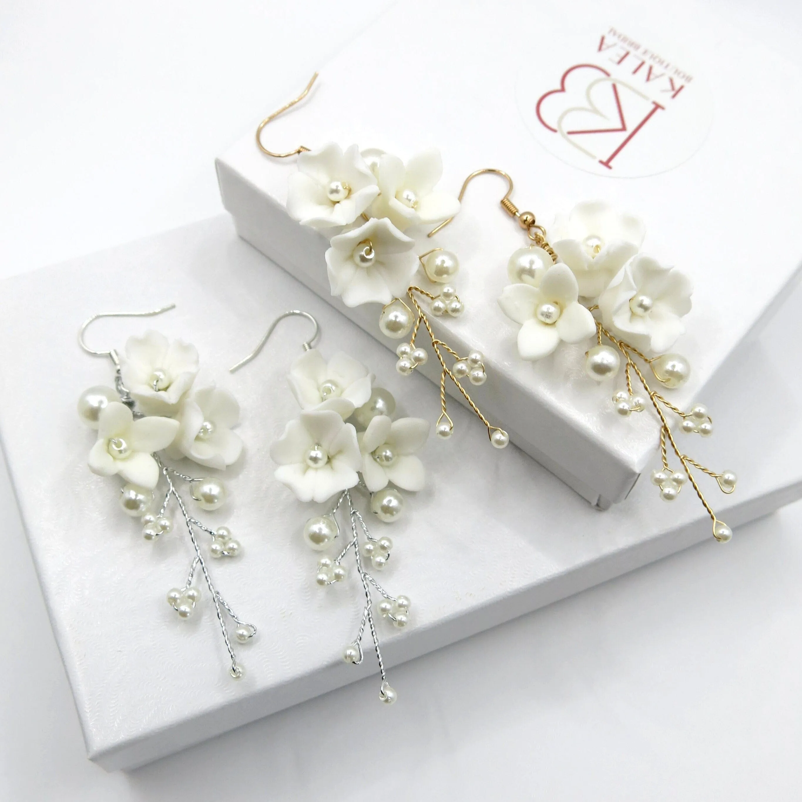 Ceramic White Flower Bridal Earrings, Wedding Ceramic Flower Ear Studs, White Clay Floral Earrings for Brides