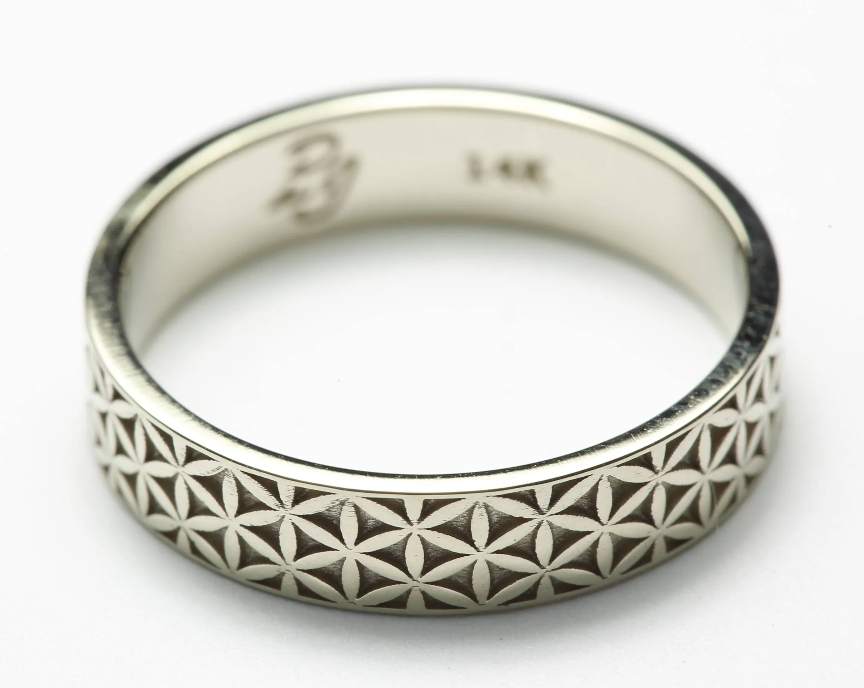 Flower of Life Wedding Ring in 14k White Gold - Size 5.75