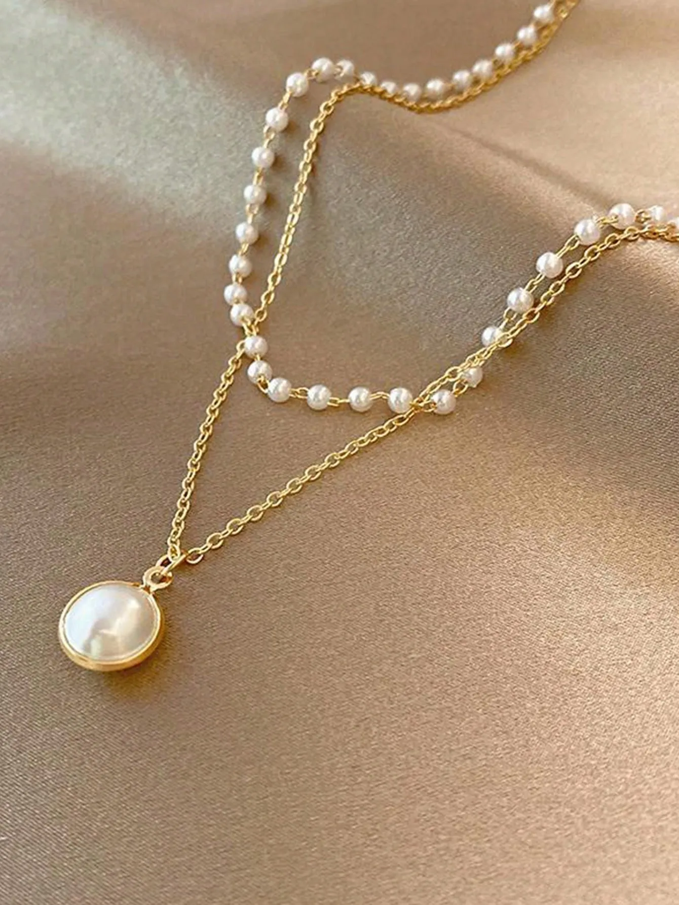 Glamorous Stainless Steel Faux Pearl Decor Layered Necklace