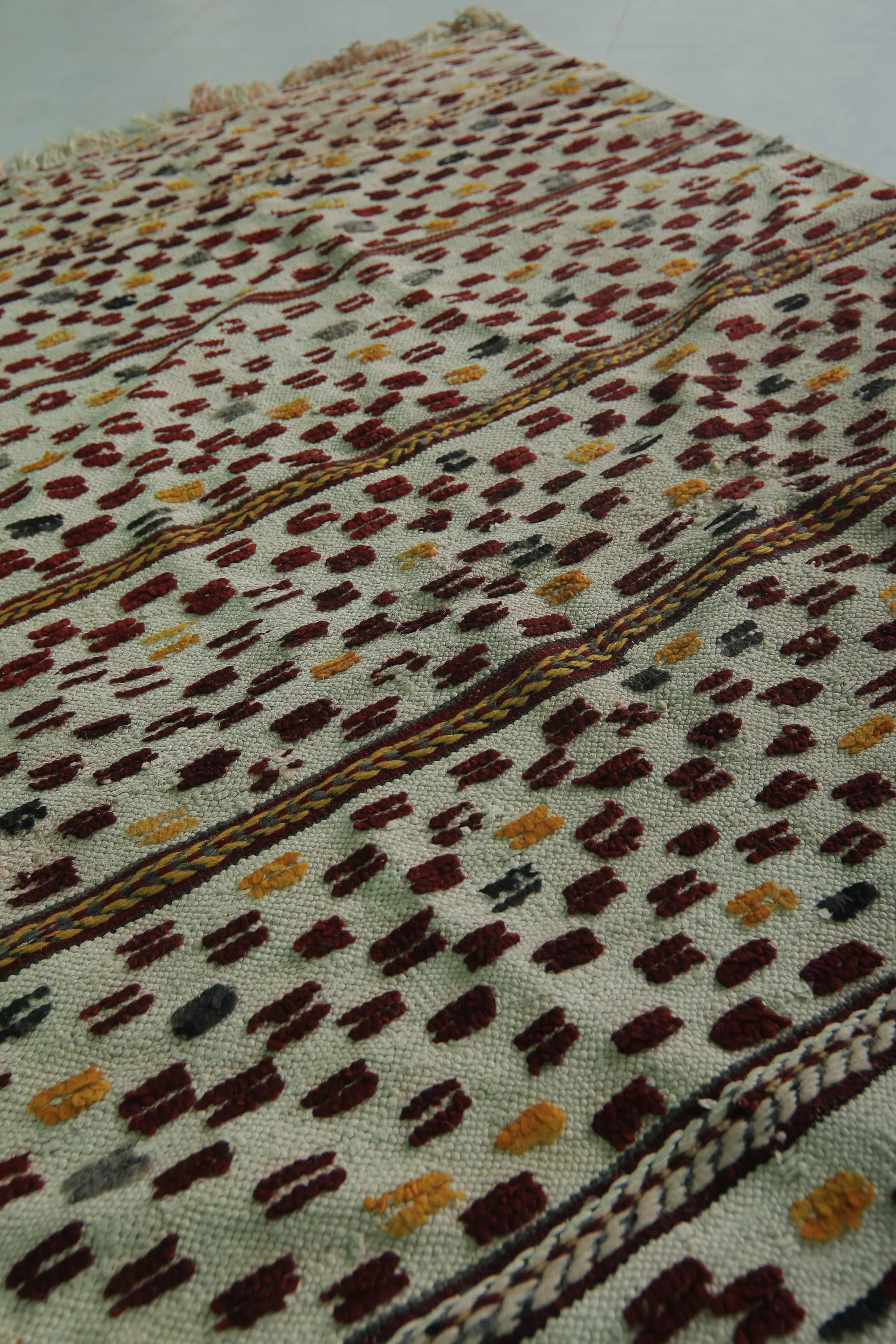 Hand-Knotted Colorful Kilim Rug 3.7 FT X 5.7 FT - Vibrant Moroccan Design