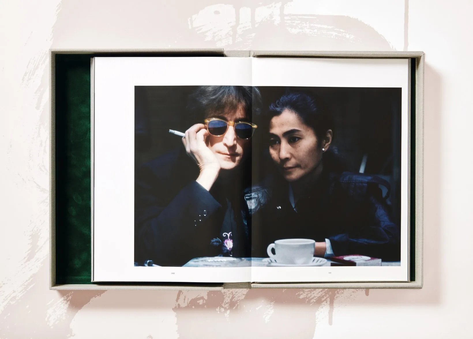 Kishin Shinoyama: John Lennon & Yoko Ono by TASCHEN