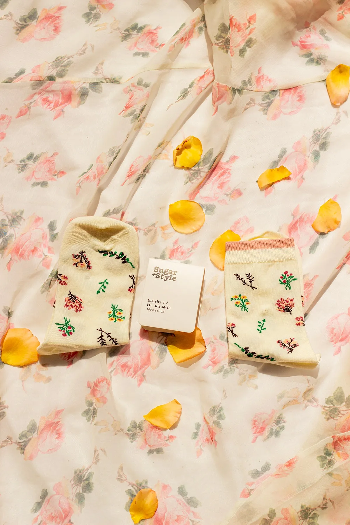Mini Flower Pattern Socks