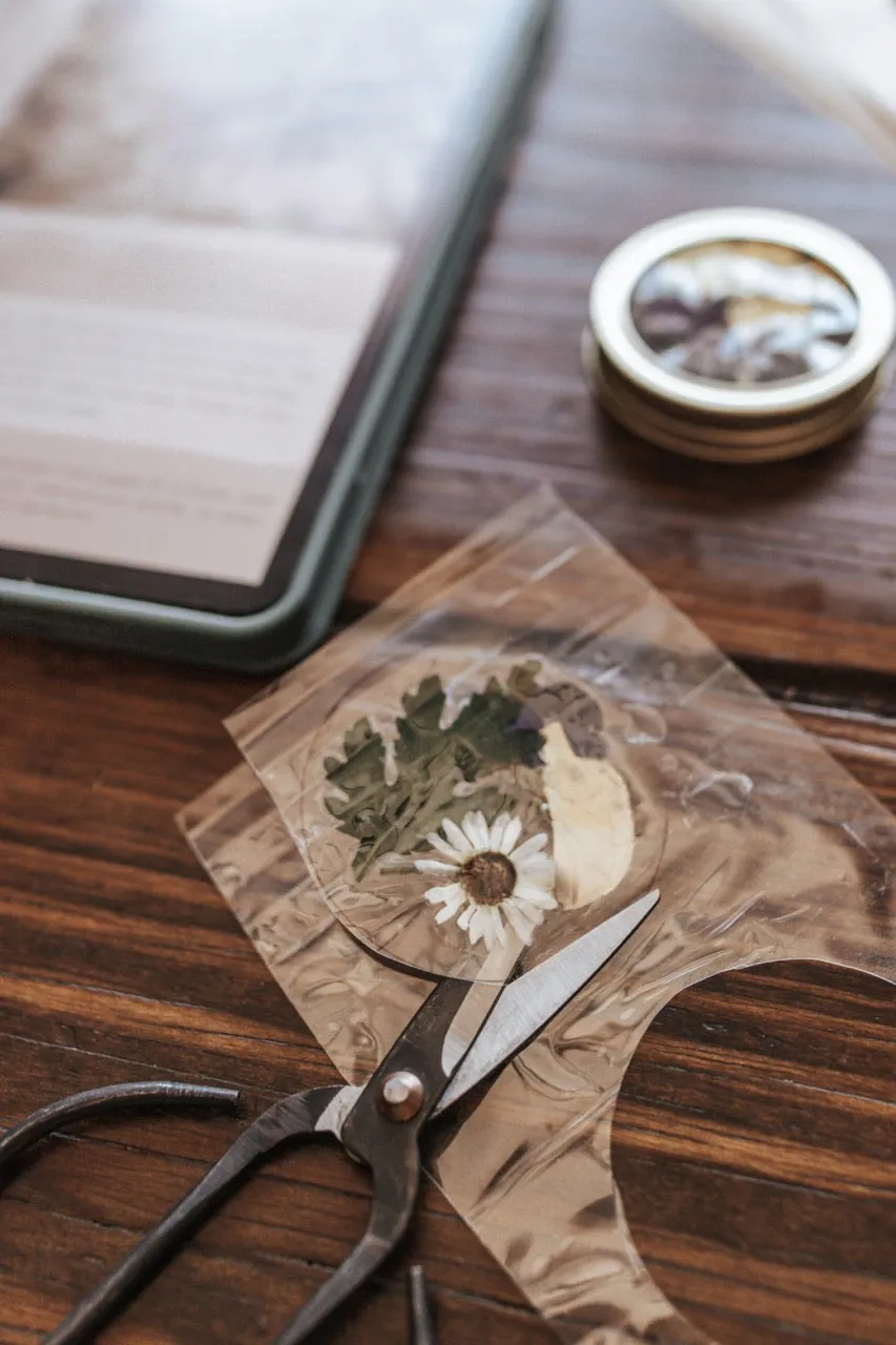 Nature Handicraft Ebook Vol. 1: A Year of Nature Handicrafts