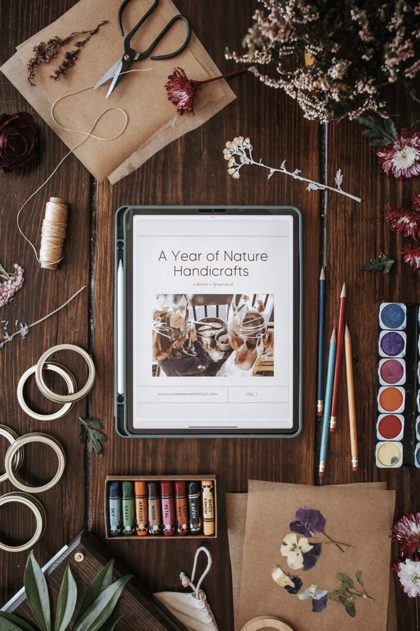 Nature Handicraft Ebook Vol. 1: A Year of Nature Handicrafts