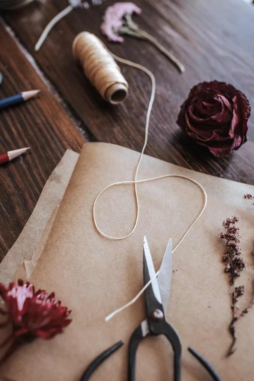 Nature Handicraft Ebook Vol. 1: A Year of Nature Handicrafts