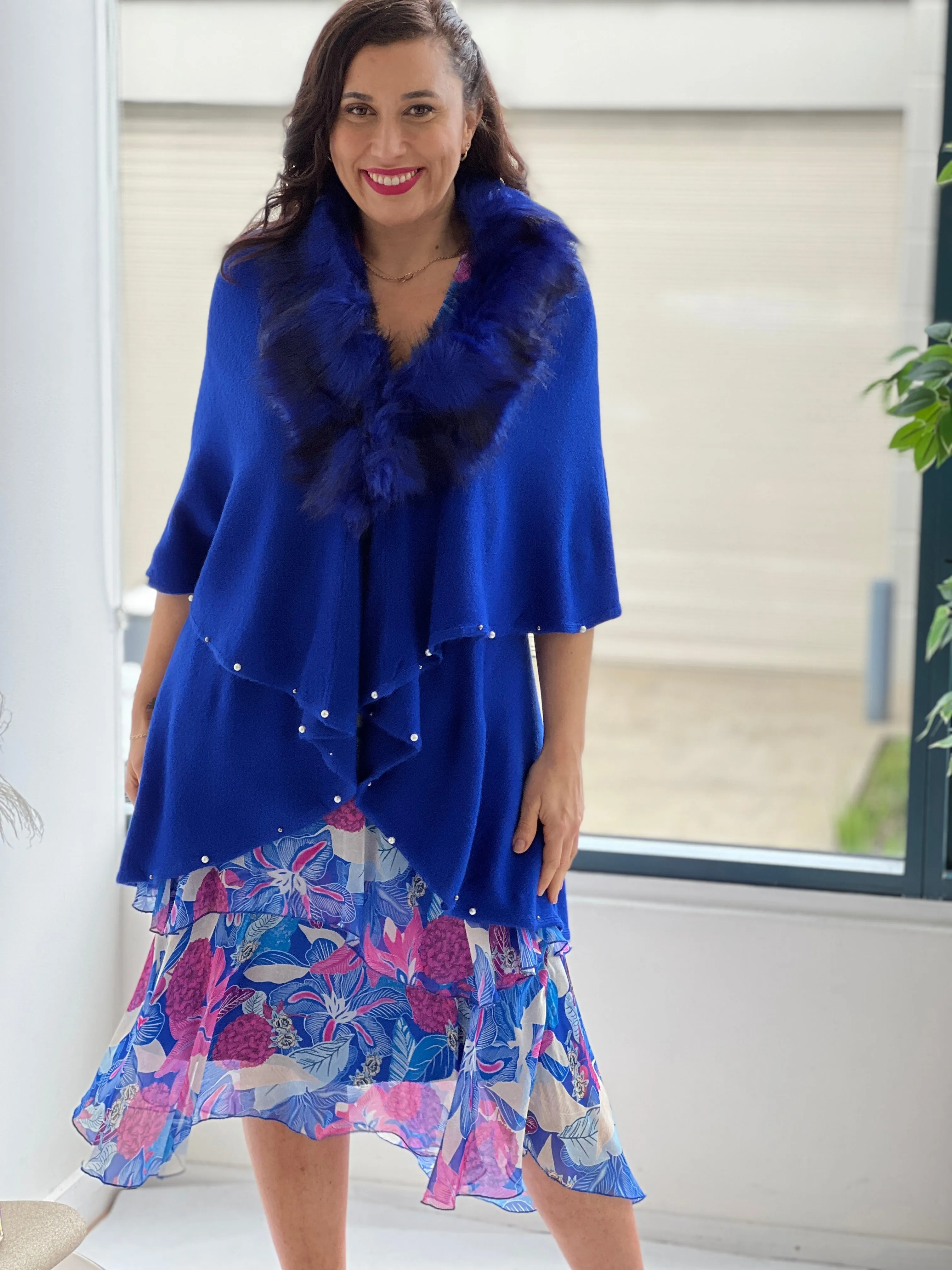 Omnia Royal Shawl Cardigan