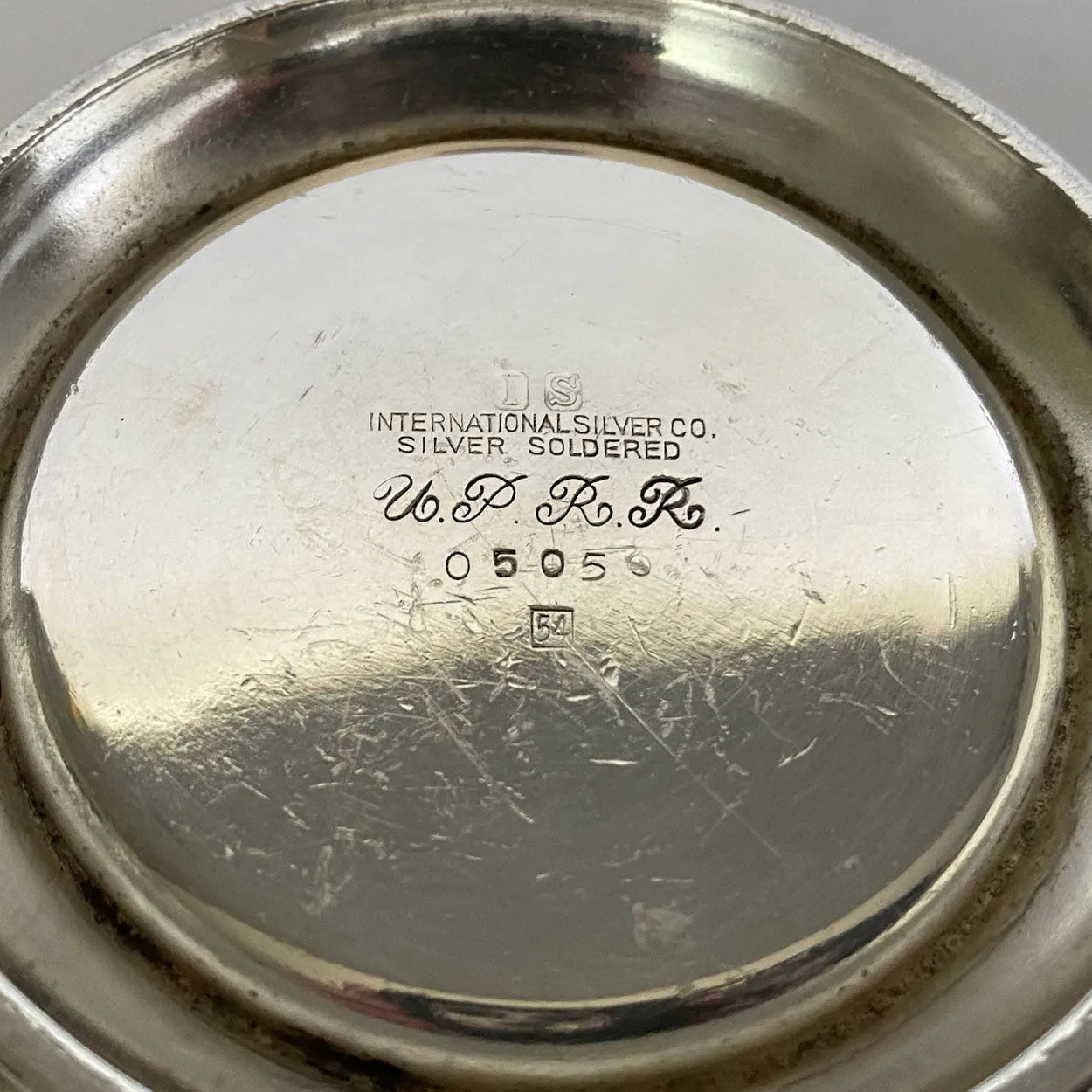 Pair American International Silverplate Union Pacific Railroad Supreme Bowls and (2) Rims