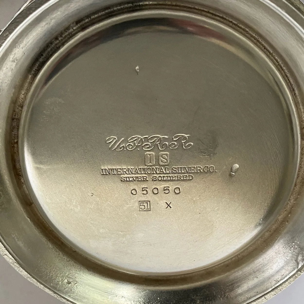 Pair American International Silverplate Union Pacific Railroad Supreme Bowls and (2) Rims