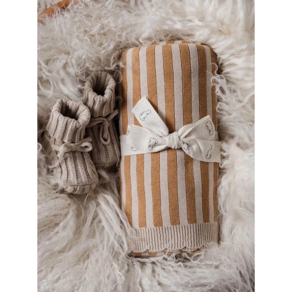 Pop Ya Tot Golden Carnival Blanket