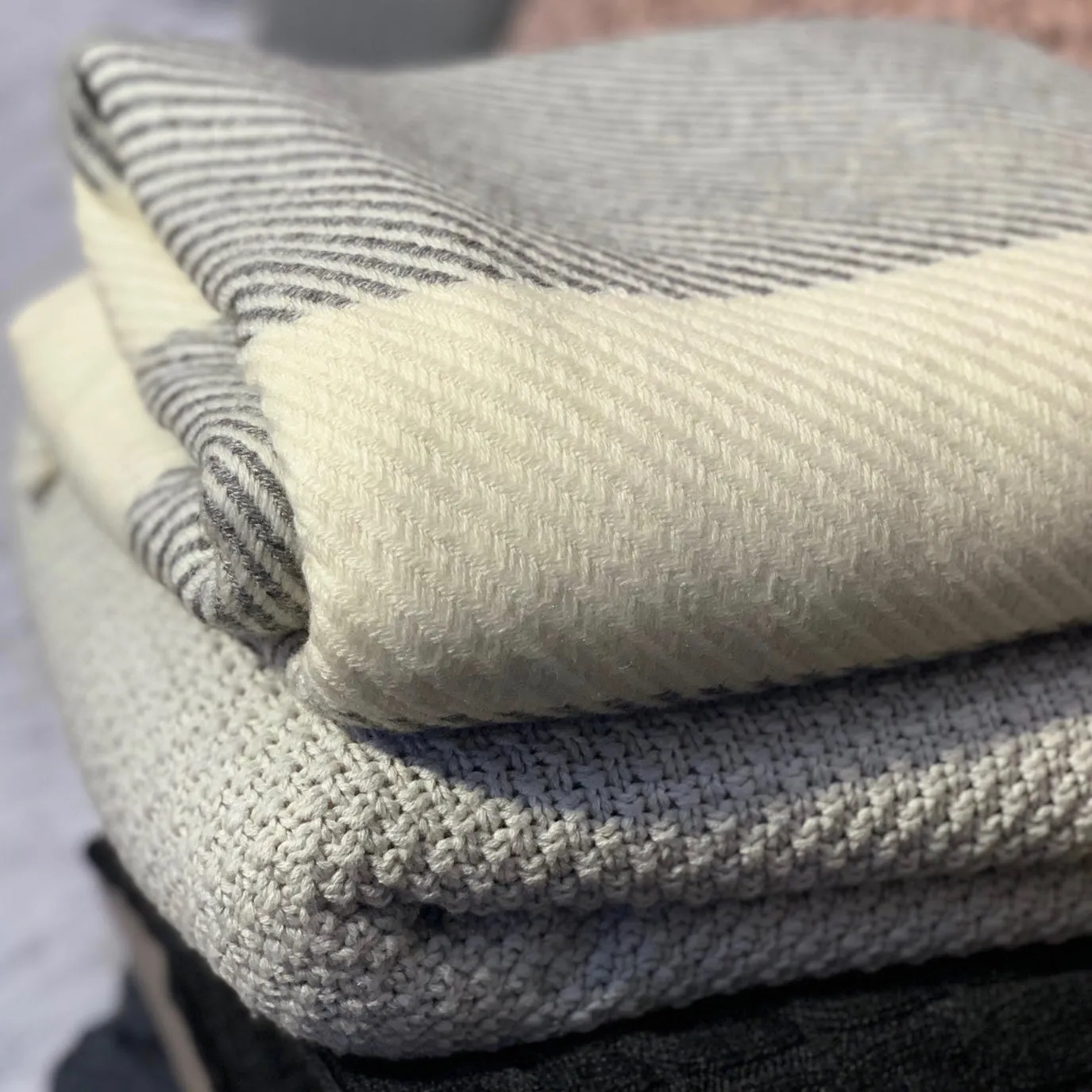 Solene Throw